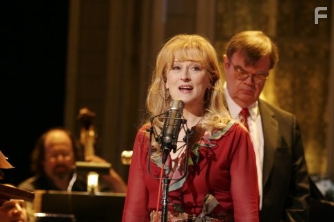 Meryl Streep and Garrison Keillor in Компаньоны (2006)