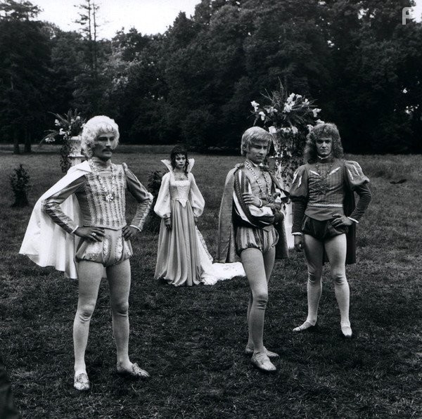 Alexei Okunev, Libuse Safr?nkov?, Petr Svoboda, and Oldrich T?borsk? in Princ a Vecernice (1979)