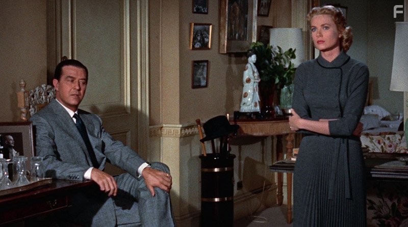 Grace Kelly and Ray Milland in В случае убийства набирайте 'М' (1954)