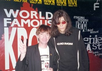 Rodney Bingenheimer and Joey Ramone in Mayor of the Sunset Strip (2003)