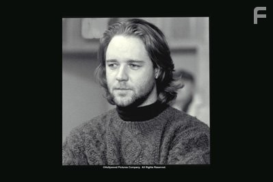 Russell Crowe stars as Sheriff John Biebe