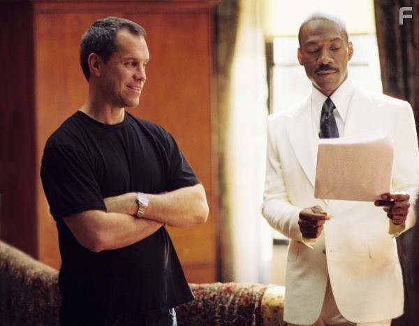 Eddie Murphy and Brian Robbins in Знакомьтесь: Дэйв (2008)