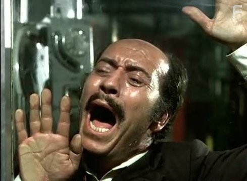 Jos? Luis L?pez V?zquez in Телефонная будка (1972)