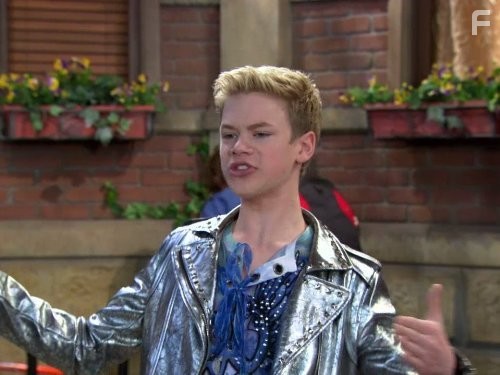Kenton Duty in Танцевальная лихорадка (2010)