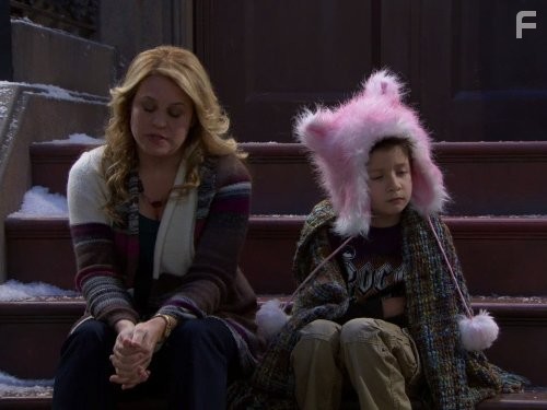 Anita Barone and Davis Cleveland in Танцевальная лихорадка (2010)