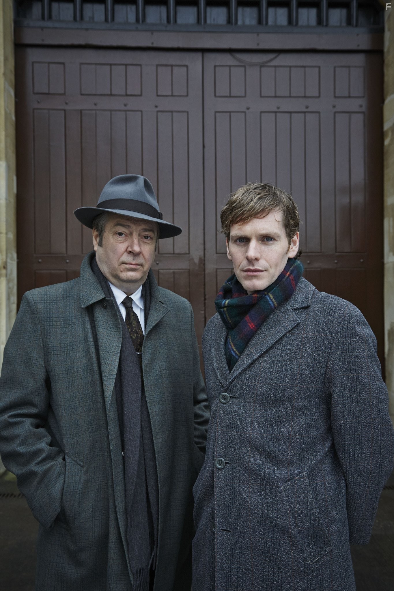 Roger Allam and Shaun Evans in Молодой Морс (2012)
