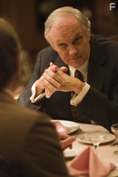 Alan Alda in Проблеск гениальности (2008)