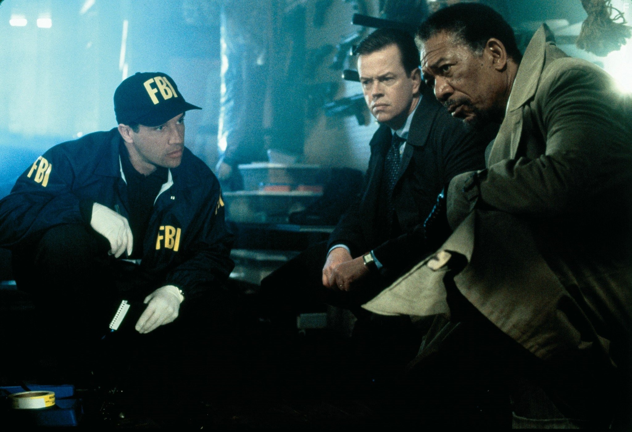 Morgan Freeman and Dylan Baker in И пришел паук (2001)