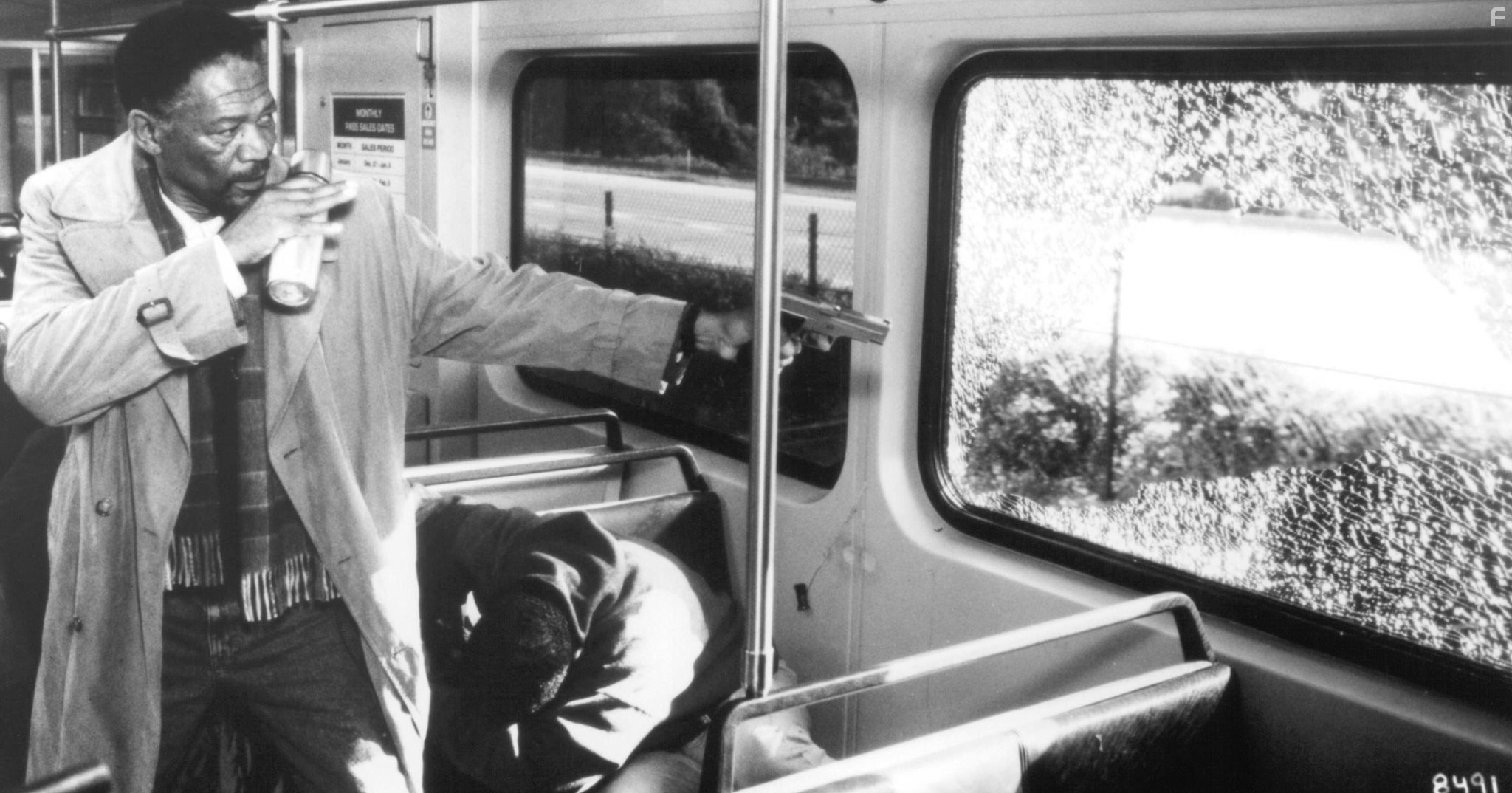 Morgan Freeman in И пришел паук (2001)