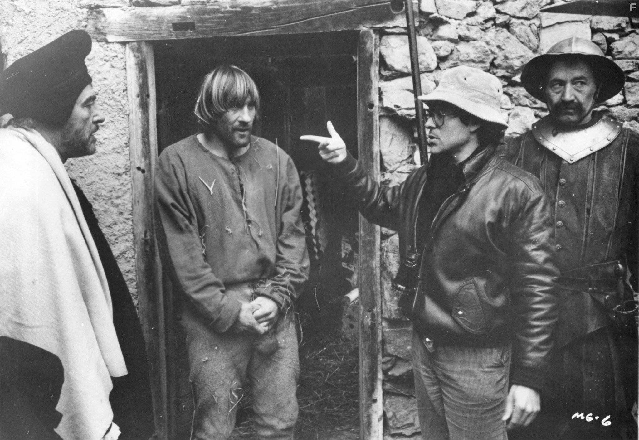G?rard Depardieu and Daniel Vigne in Возвращение Мартина Герра (1982)
