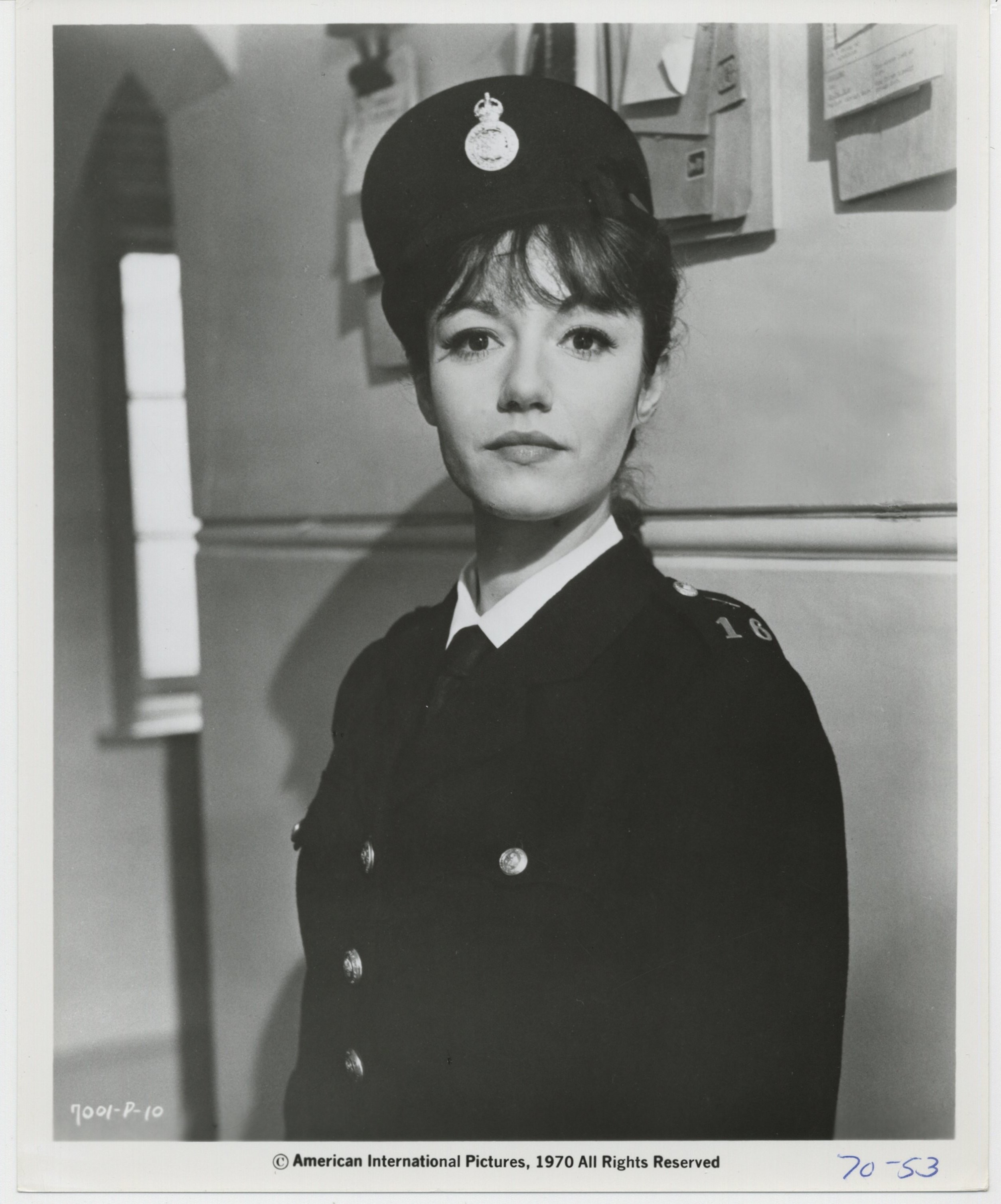 Крик и снова крик