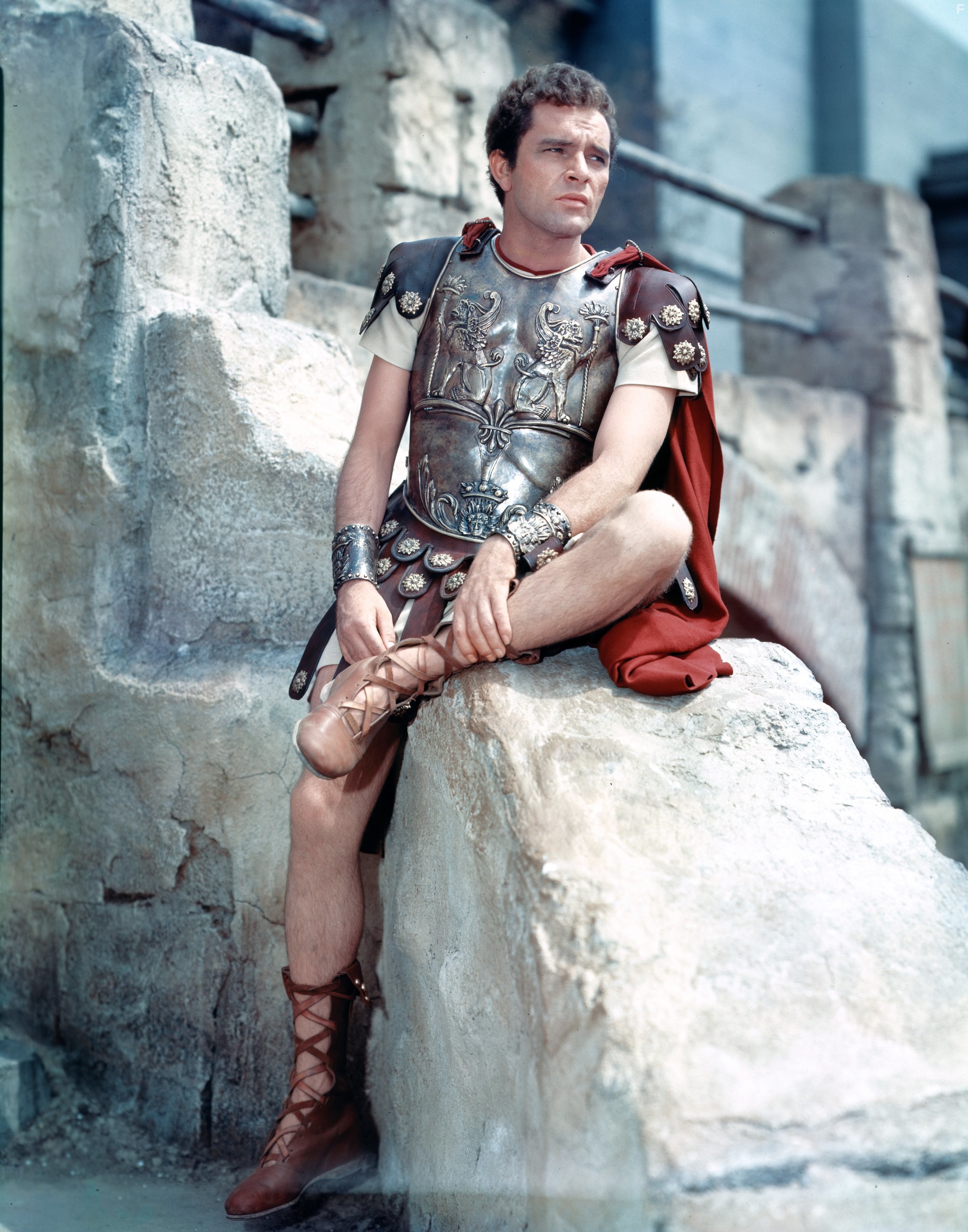 Richard Burton in Плащаница (1953)