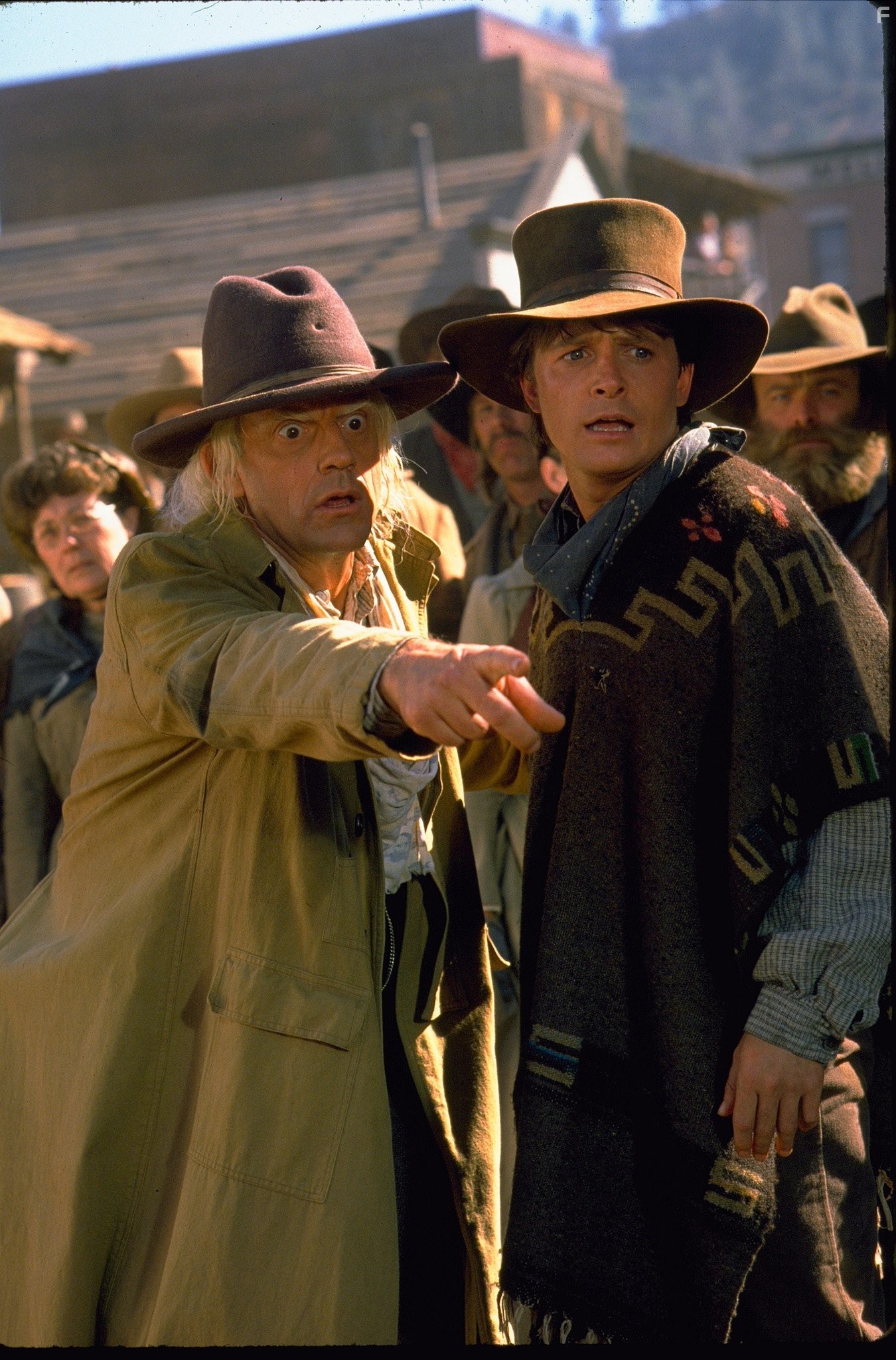 Michael J. Fox and Christopher Lloyd in Назад в будущее III (1990)