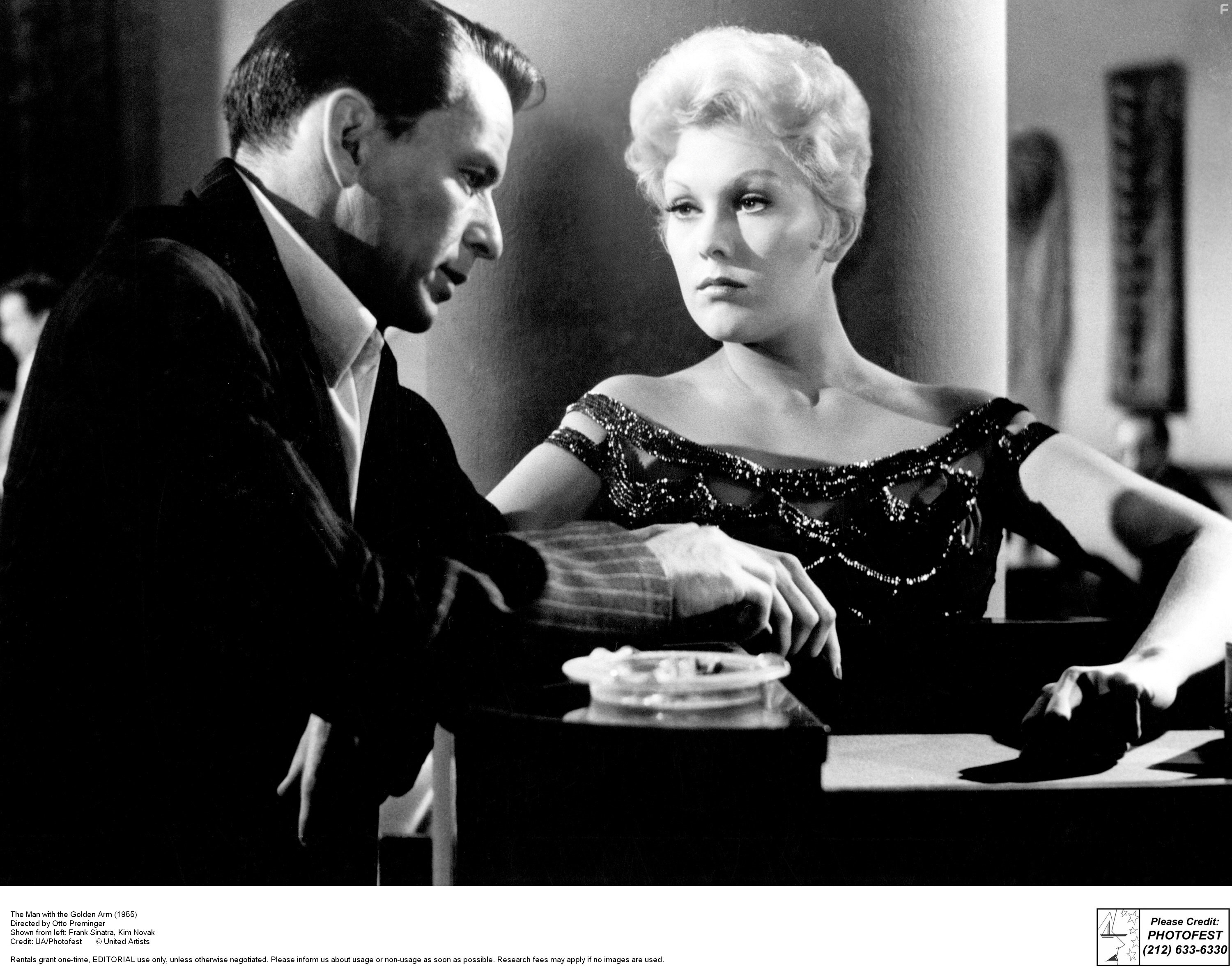 Человек с золотой рукой