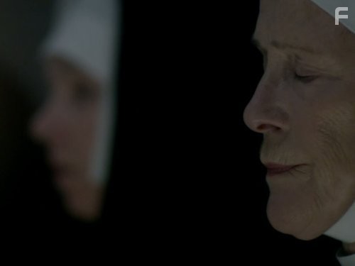 Judy Parfitt in Вызовите акушерку (2012)