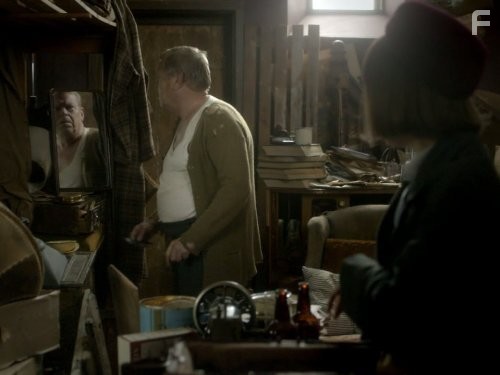 Warren Clarke in Вызовите акушерку (2012)