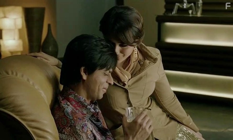 Kareena Kapoor and Shah Rukh Khan in Дон. Главарь мафии (2006)