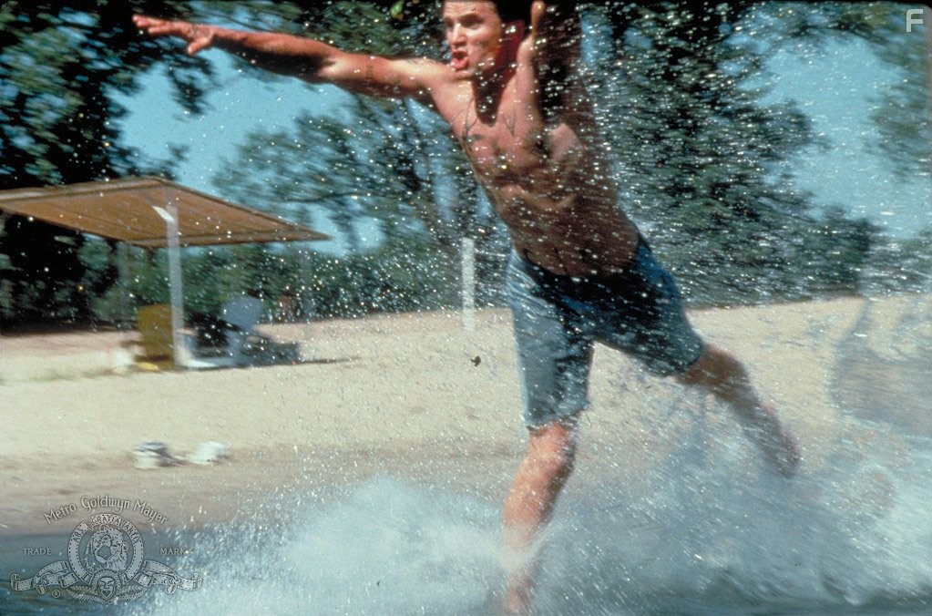 Viggo Mortensen in Индеец-беглец (1991)