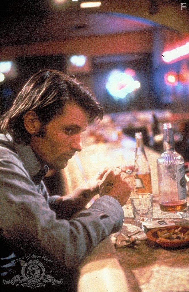 Viggo Mortensen in Индеец-беглец (1991)