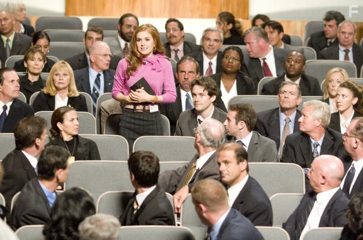 Hugh Dancy and Isla Fisher in Шопоголик (2009)