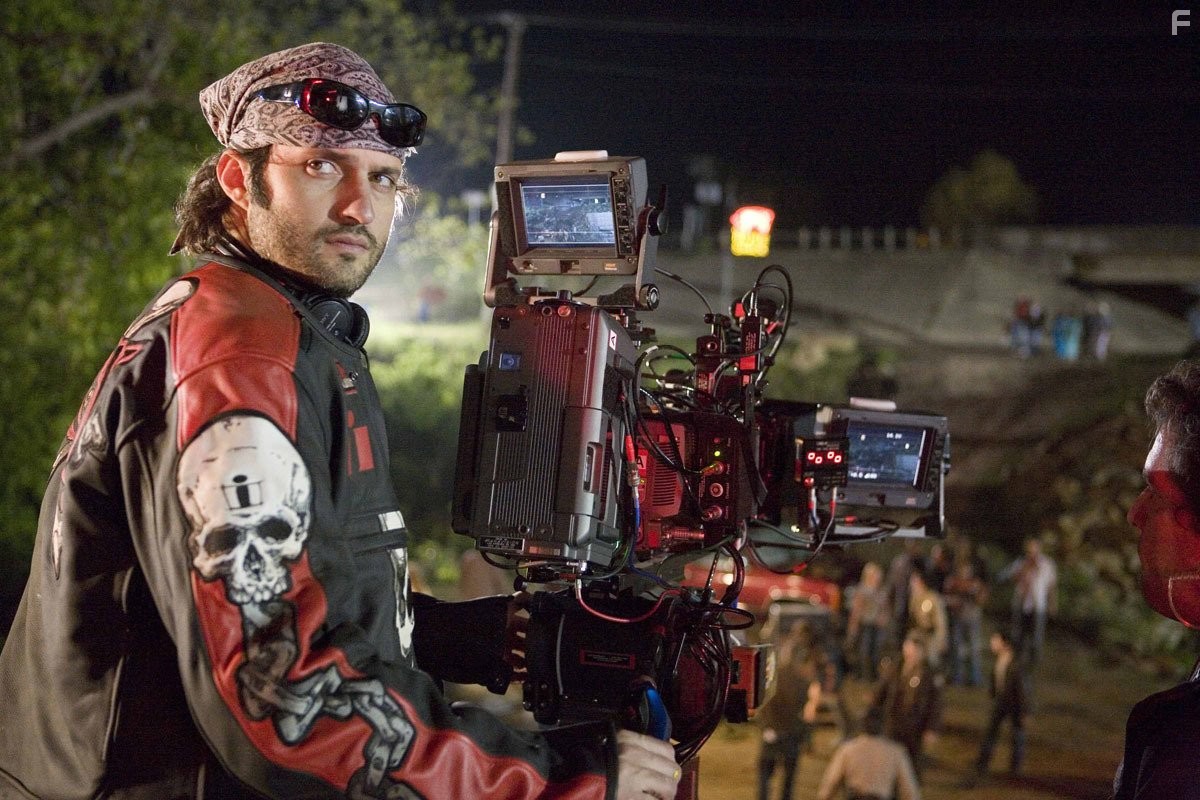 Robert Rodriguez in Грайндхаус (2007)