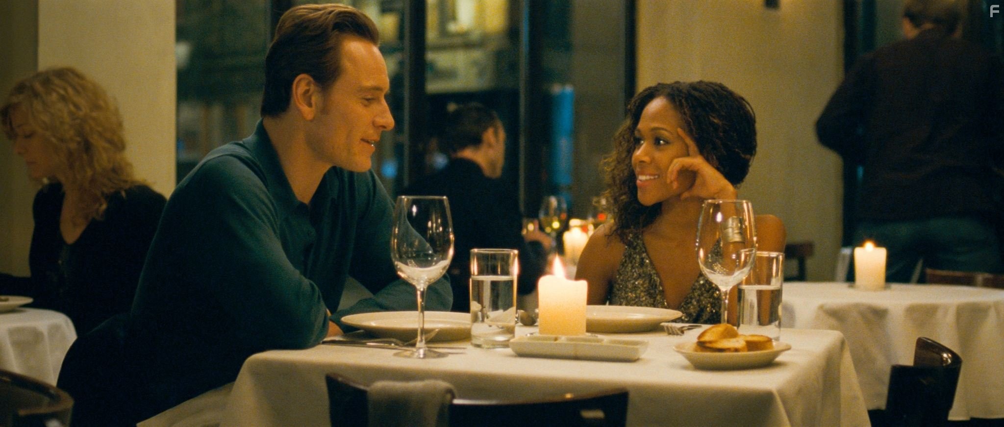 Michael Fassbender and Nicole Beharie in Стыд (2011)