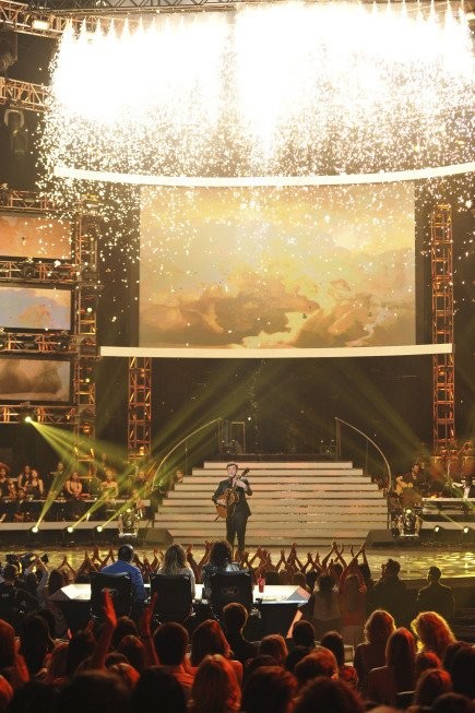 Американский идол: Поиск суперзвезды (2002)