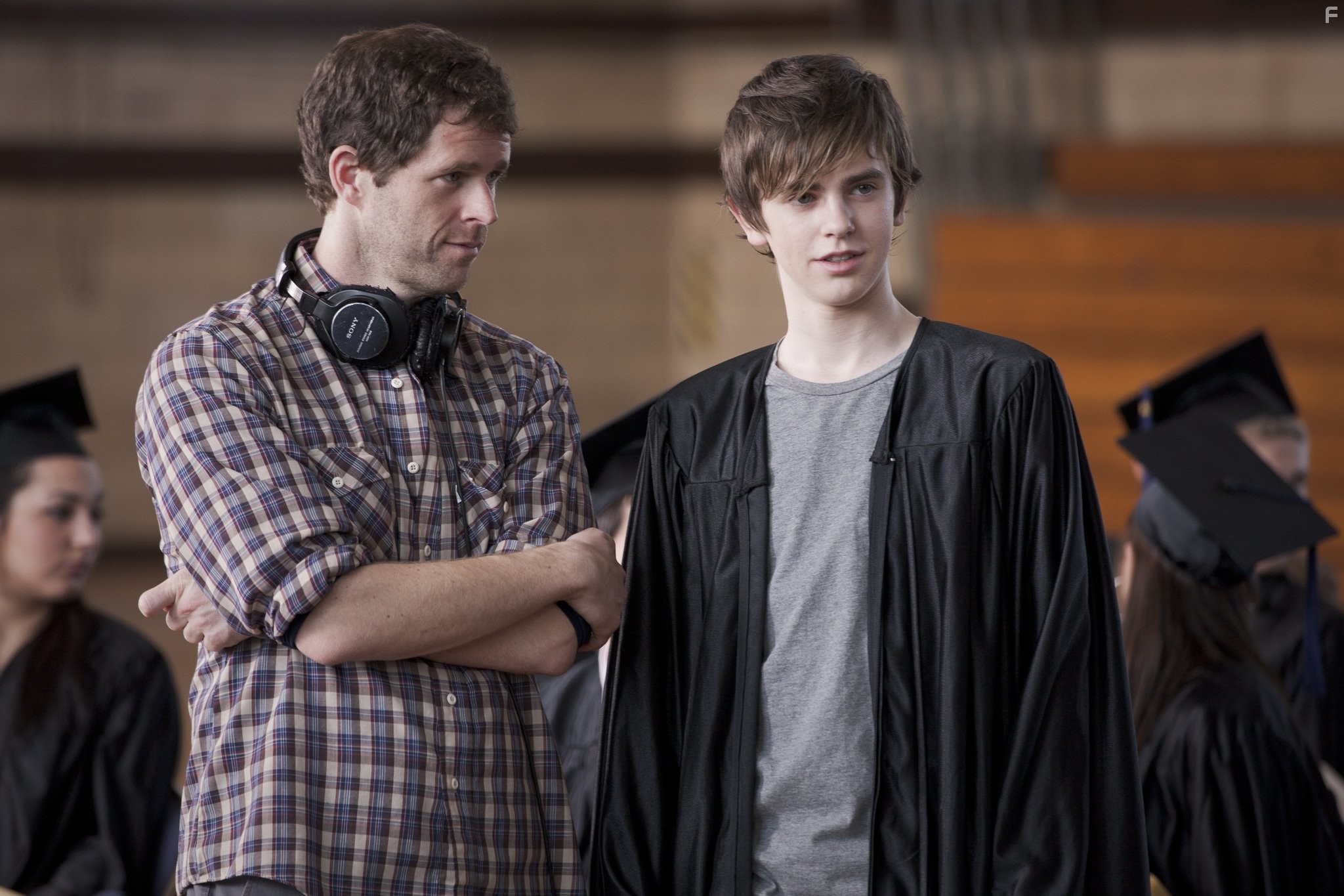 Freddie Highmore and Gavin Wiesen in Домашняя работа (2011)
