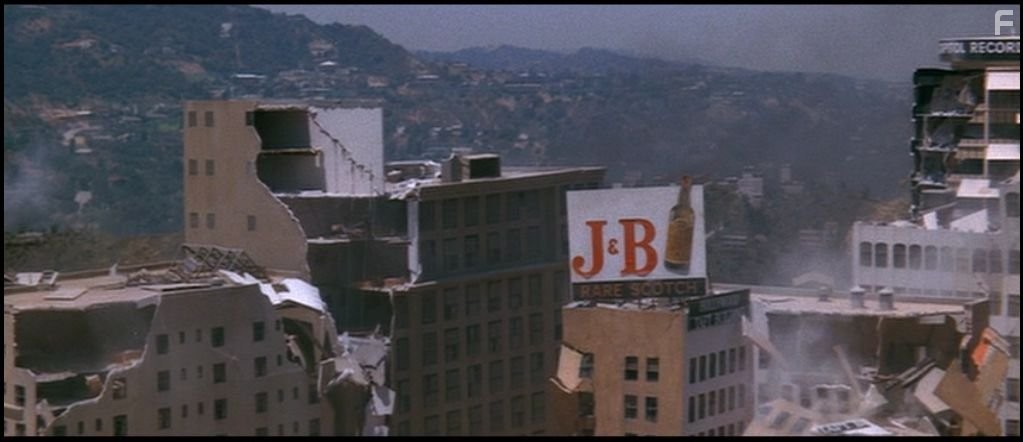 Землетрясение (1974)