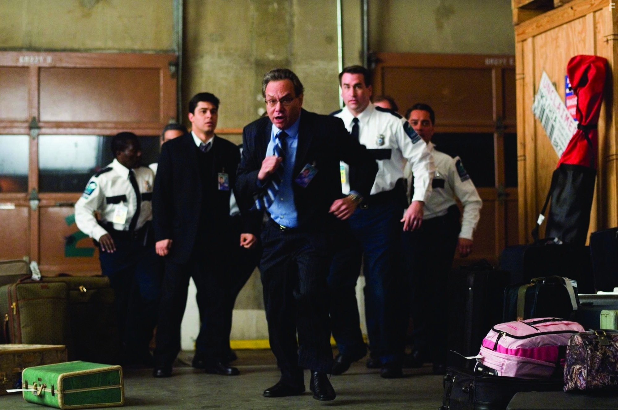 Wilmer Valderrama, Lewis Black, Rob Riggle, and Oliver Porter in Дети без присмотра (2006)