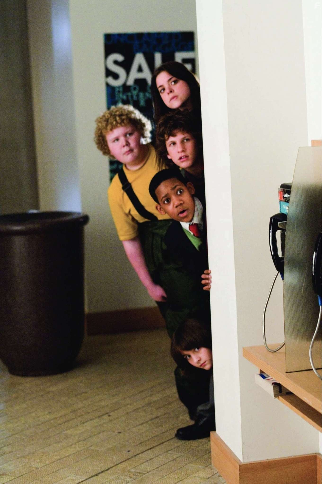 Dyllan Christopher, Quinn Shephard, Brett Kelly, Gia Mantegna, and Tyler James Williams in Дети без присмотра (2006)