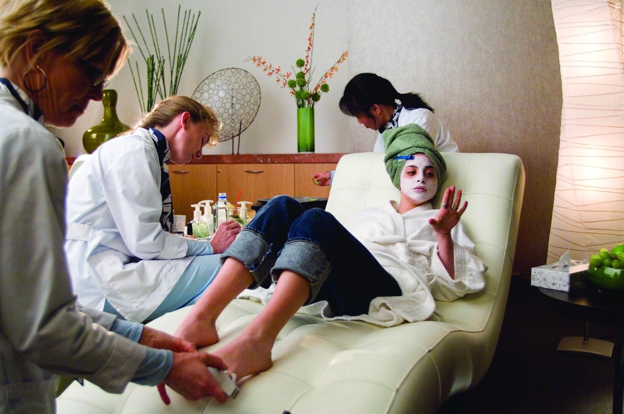 Gia Mantegna in Дети без присмотра (2006)