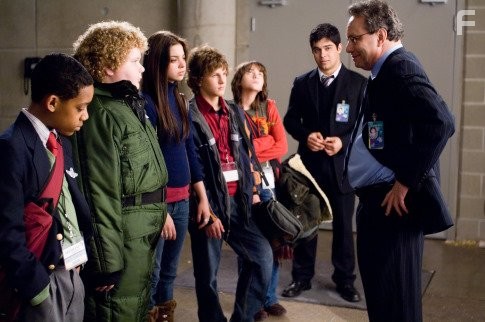 Wilmer Valderrama, Lewis Black, Dyllan Christopher, Quinn Shephard, Brett Kelly, Gia Mantegna, and Tyler James Williams in Дети без присмотра (2006)