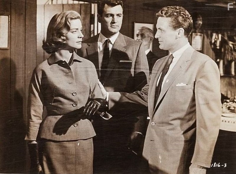 Lauren Bacall, Rock Hudson, and Robert Stack in Слова, написанные на ветру (1956)