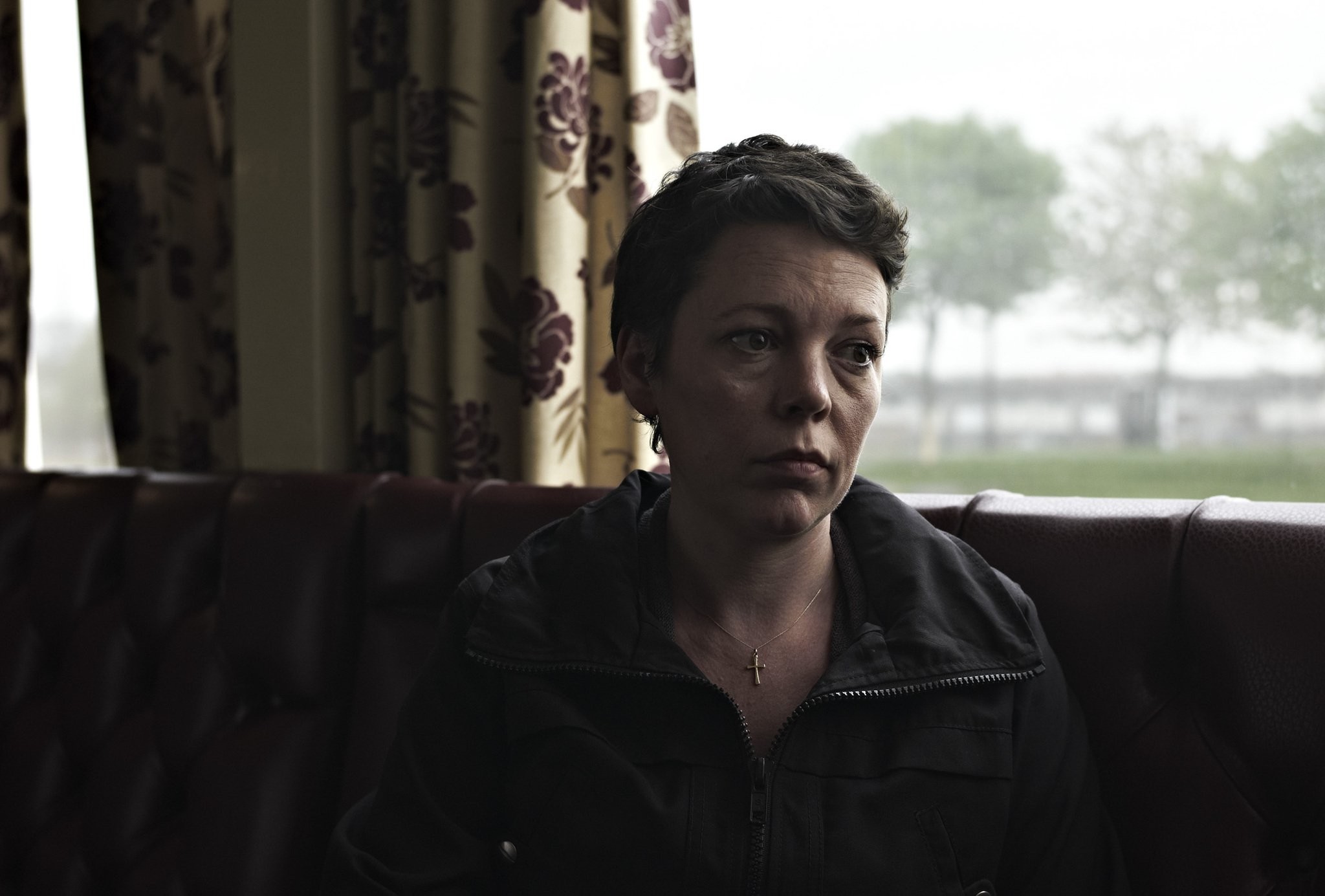 Olivia Colman in Тиранозавр (2011)