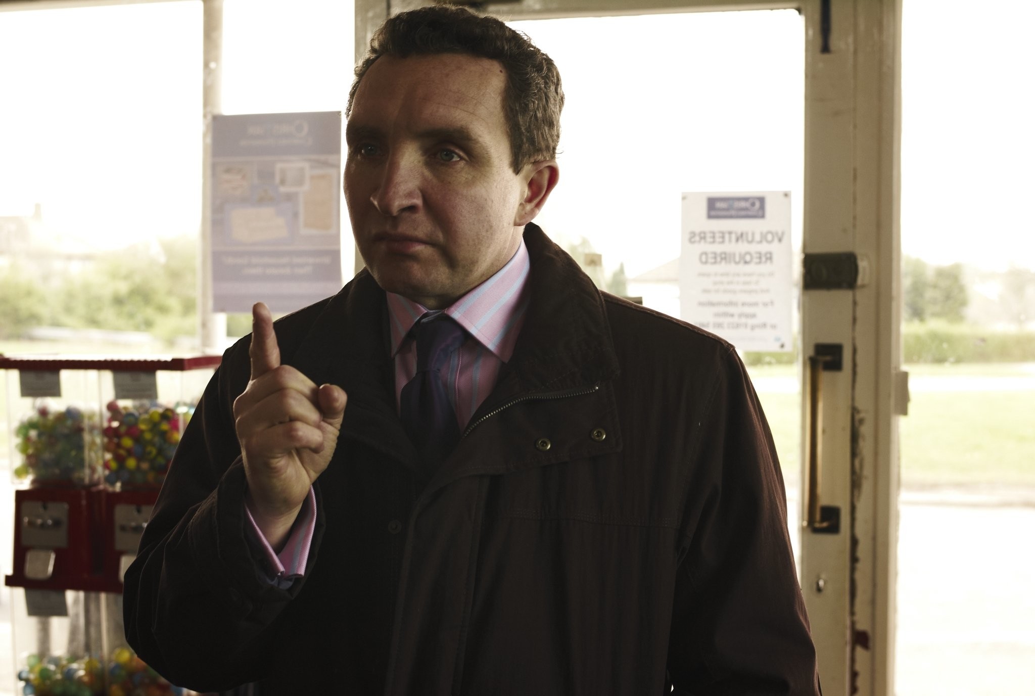 Eddie Marsan in Тиранозавр (2011)