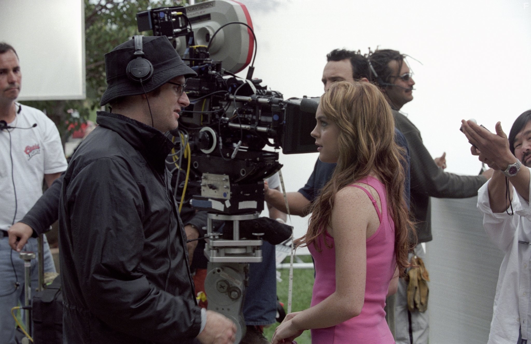 Lindsay Lohan and Mark Waters in Дрянные девчонки (2004)