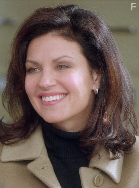 Wendy Crewson returns to play Santa's ex, Laura.
