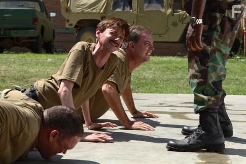 Bill Engvall, DJ Qualls, and Larry the Cable Guy in Операция 'Дельта фарс' (2007)