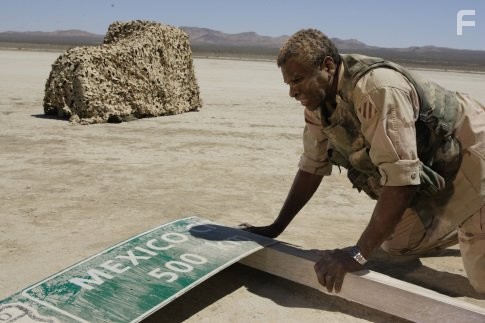 Keith David in Операция 'Дельта фарс' (2007)