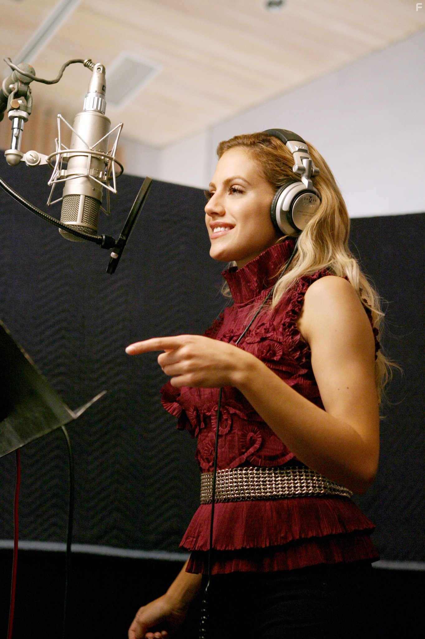 Brittany Murphy in Делай ноги (2006)