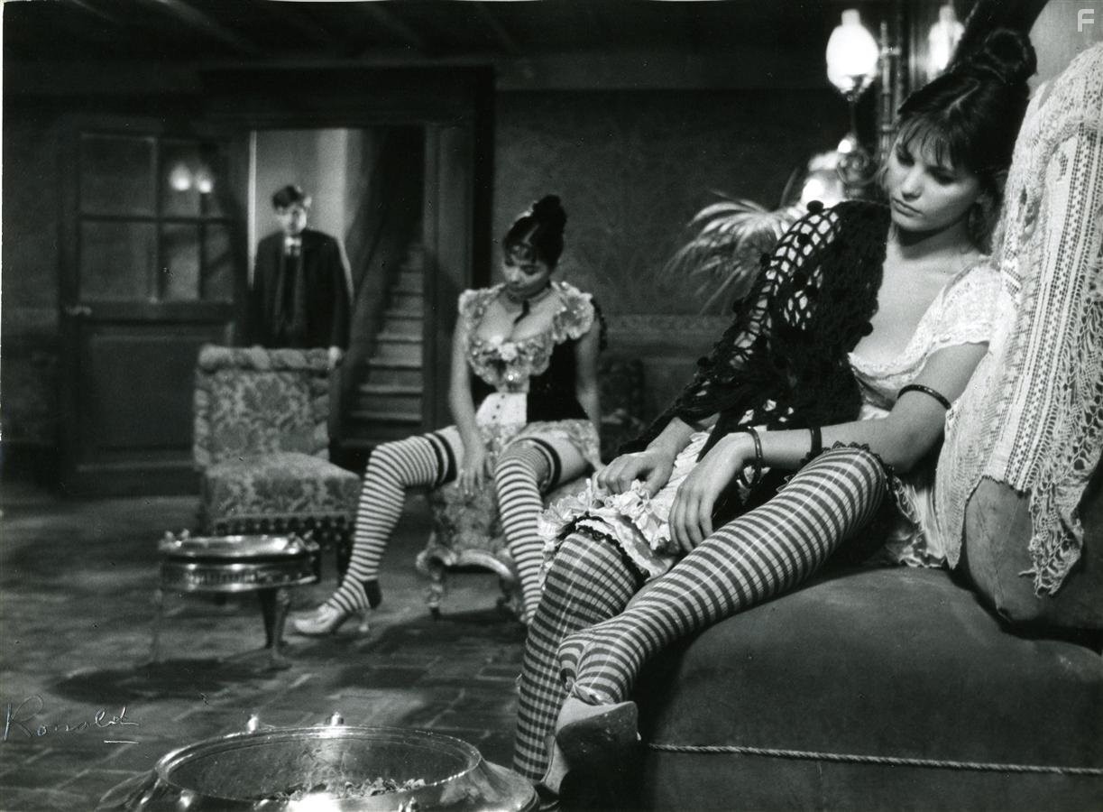 Jean-Paul Belmondo and Claudia Cardinale in La viaccia (1961)