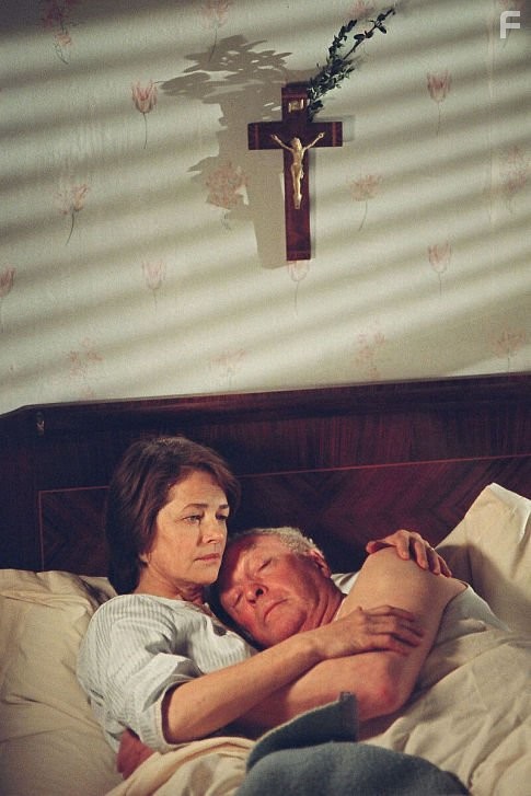 Michael Caine and Charlotte Rampling in Приговор (2003)