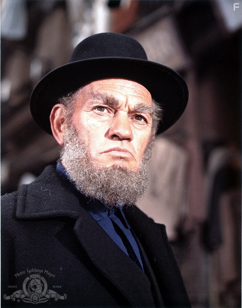 Harry Andrews in Ночь, когда наехали на заведение Мински (1968)