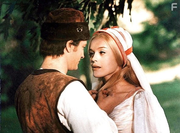 Ivan Pal?ch and Magda V?s?ryov? in Princ Bajaja (1971)