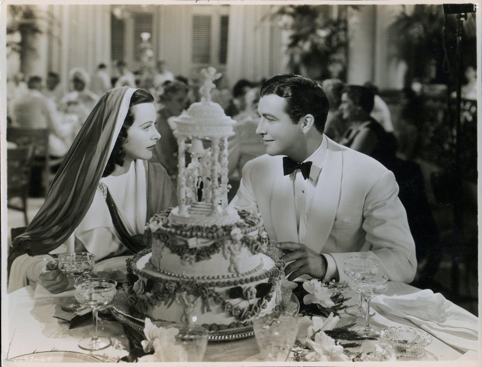 Hedy Lamarr and Robert Taylor in Lady of the Tropics (1939)