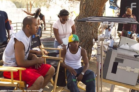 Marques Houston and Omarion Grandberry in Танцы улиц (2004)