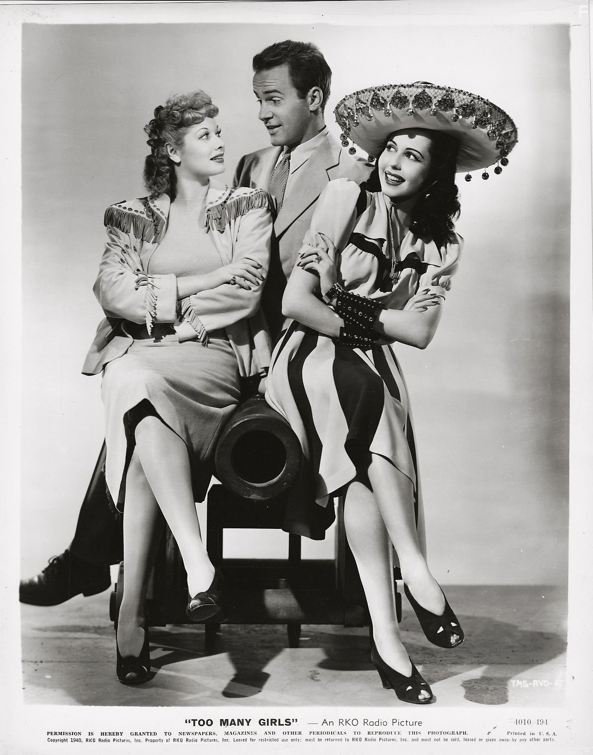 Слишком много девушек