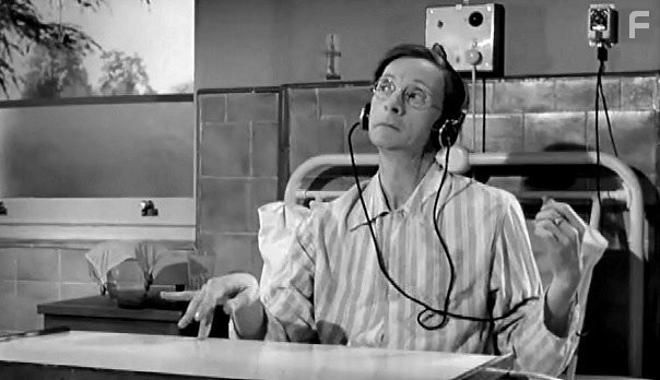 Charles Hawtrey in Так держать... Медсестра (1959)