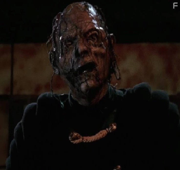 Steve Welles in Повелитель кукол 2 (1990)